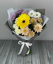 Букет цветов из:  Розы, Герберы и Хризантемы в Раздольном Новосибирской области