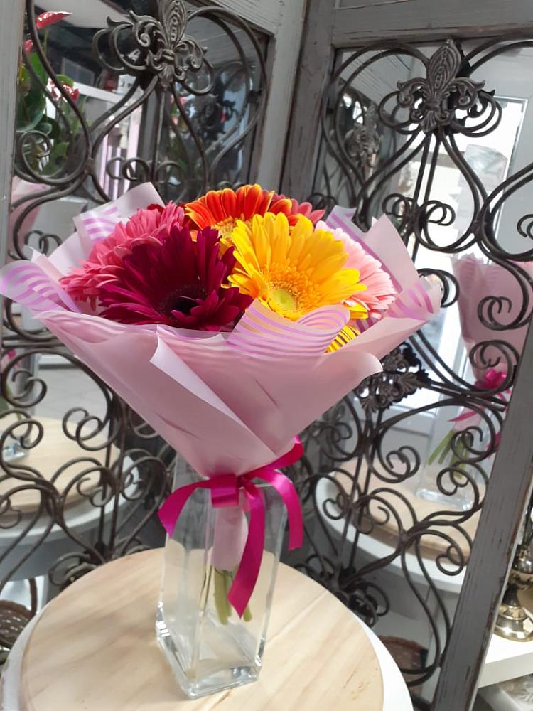 Букет цветов из: Герберы в Раздольном Новосибирской области