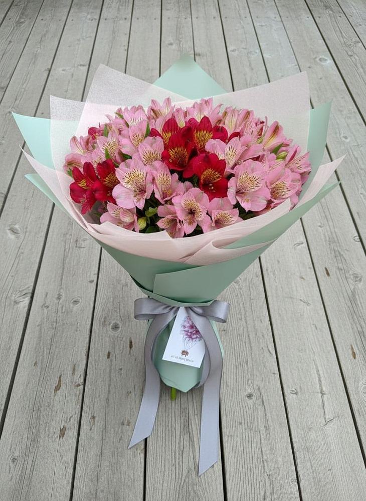 Букет цветов из: Альстромерии в Раздольном Новосибирской области