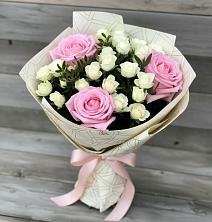 Букет цветов из:  Розы в Раздольном Новосибирской области