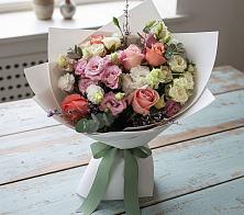 Букет цветов из:  Розы, Лизиантусы и Гвоздики в Раздольном Новосибирской области