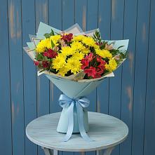 Букет цветов из:  Альстромерии и Хризантемы в Раздольном Новосибирской области