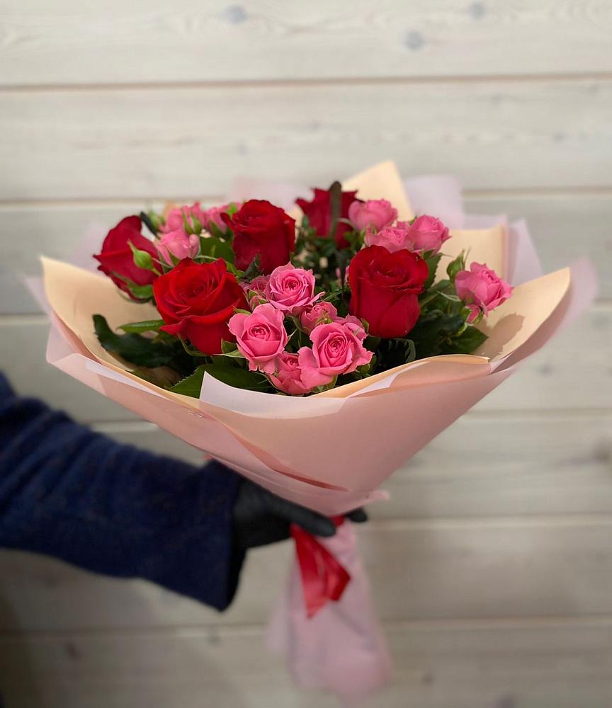 Букет цветов из: Розы в Раздольном Новосибирской области