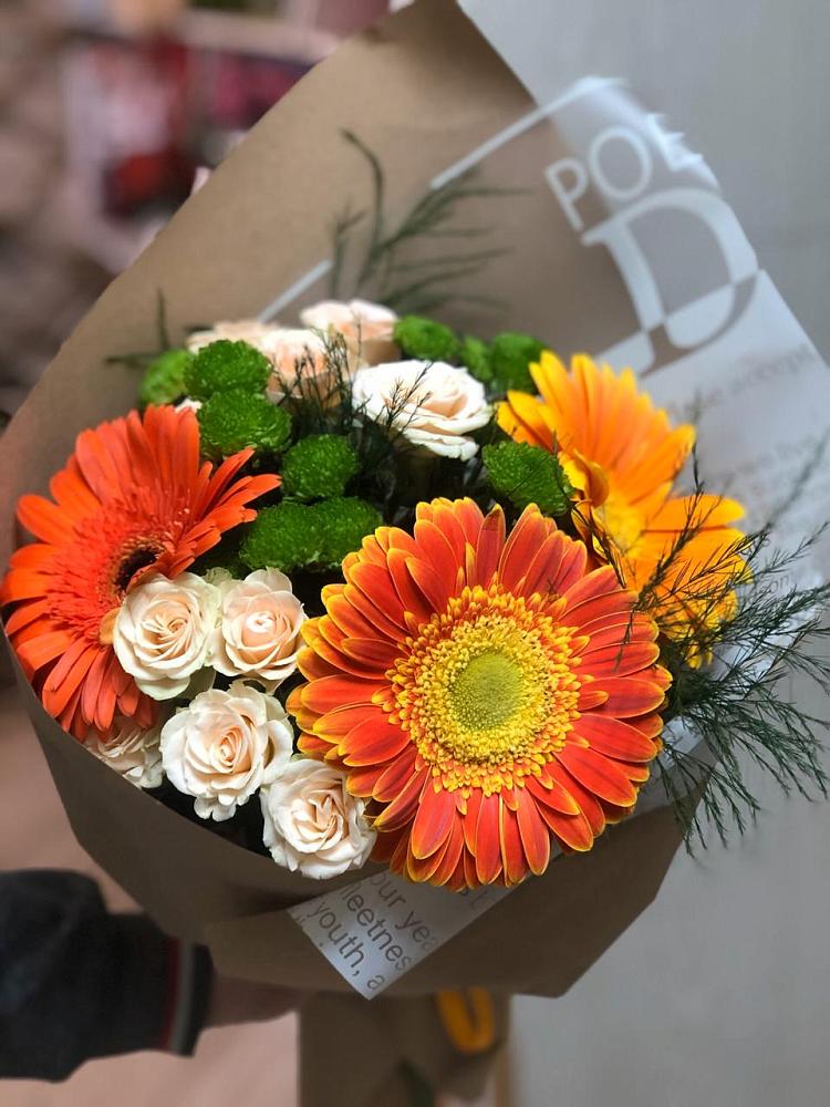 Букет цветов из: Герберы, Хризантемы и Розы в Раздольном Новосибирской области
