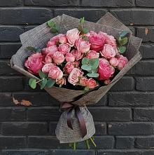 Букет цветов из:  Розы в Раздольном Новосибирской области